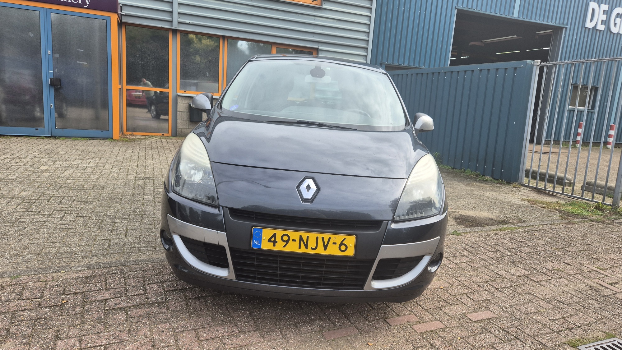 Renault Scenic 1.4 TCe foto 2