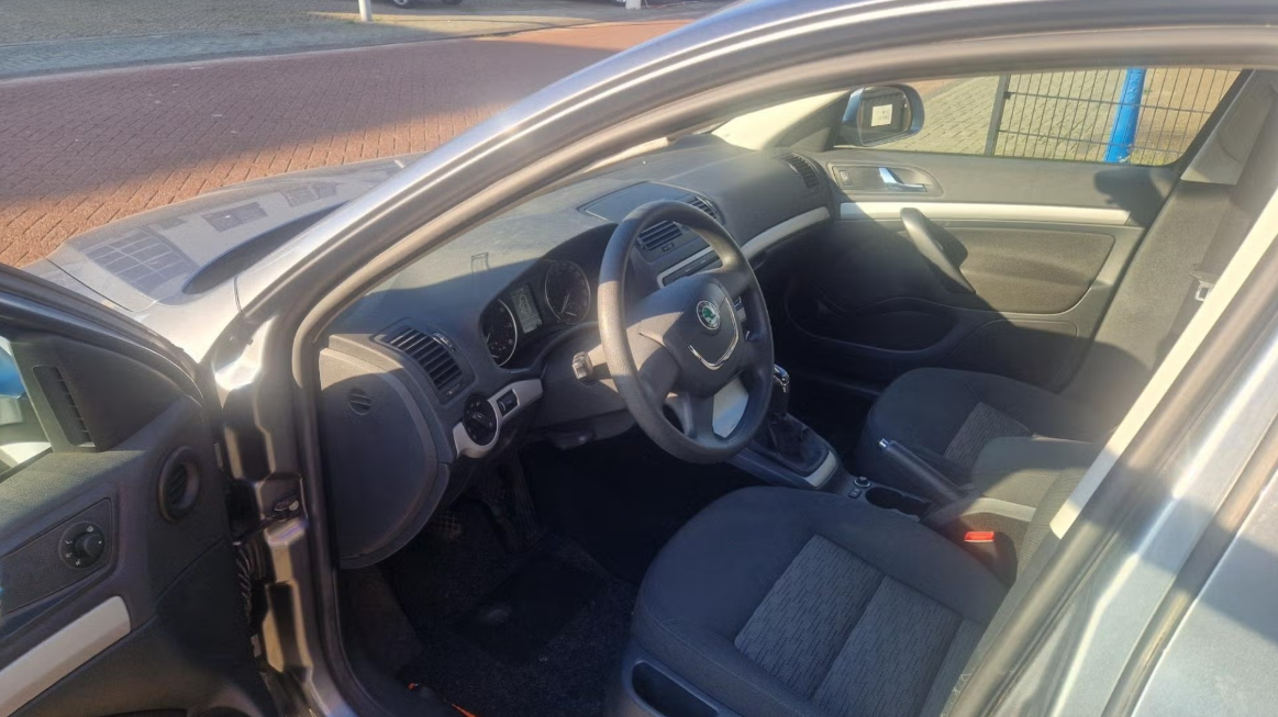 Skoda Octavia Combi, 1.2 TSI Ambition Apk tot 28-10-2026 Inruil Mogelijk foto 5