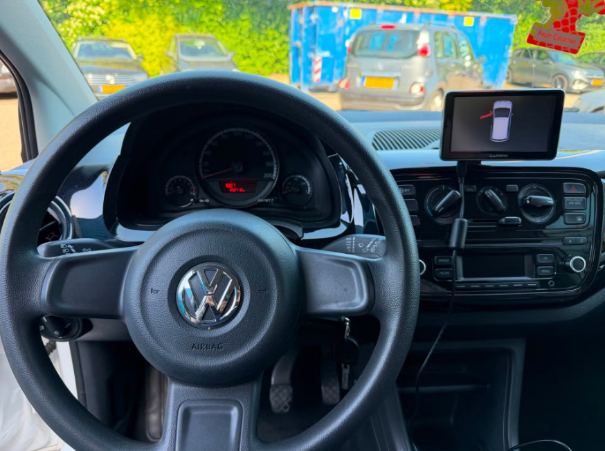 Volkswagen Up foto 10