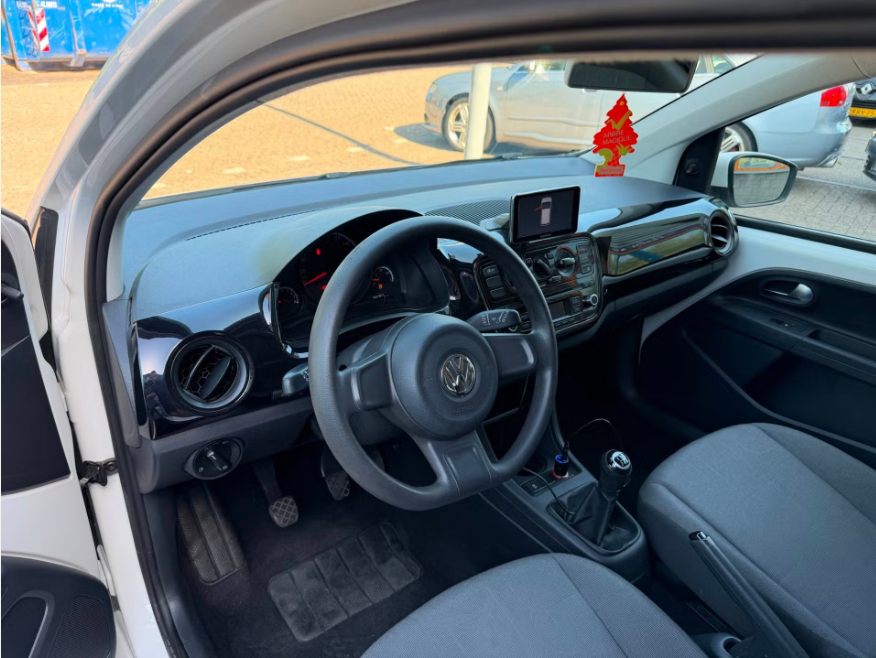 Volkswagen Up foto 9